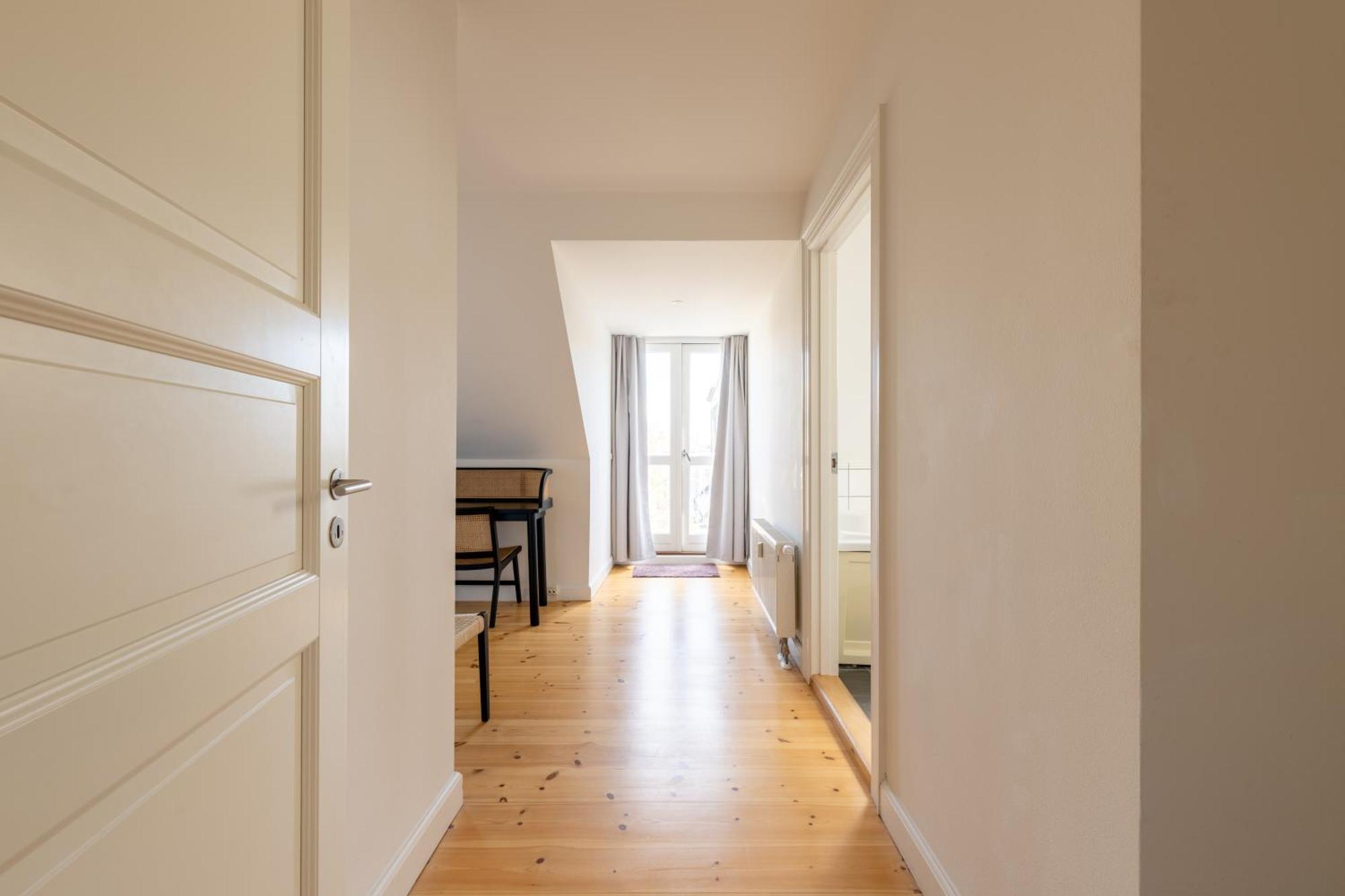 Bright 3Br Apartment With Balcony And Amazing Lake View Kopenhagen Buitenkant foto